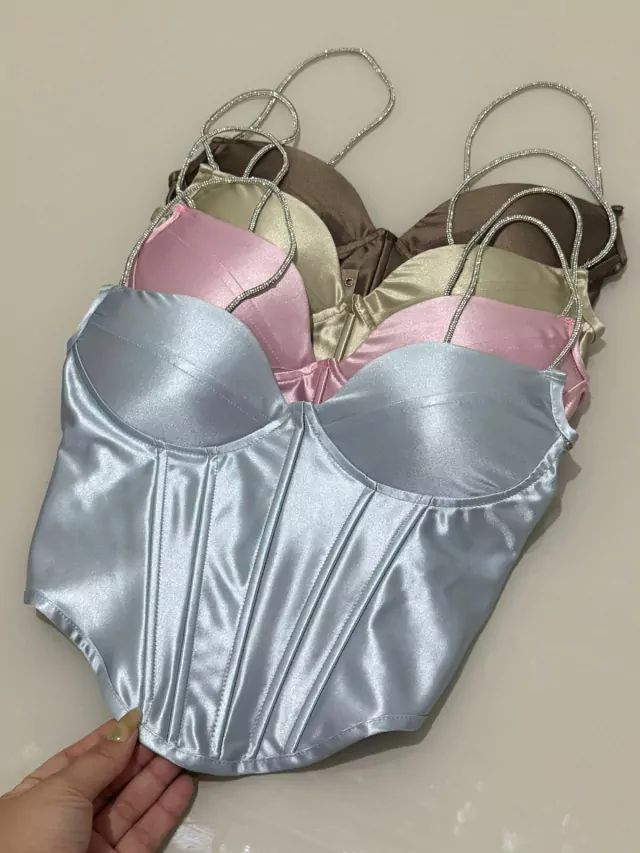 CONJUNTO MARCELLY EM POLIAMIDA ACETINADA COM ELÁSTICO NAS LATERAIS